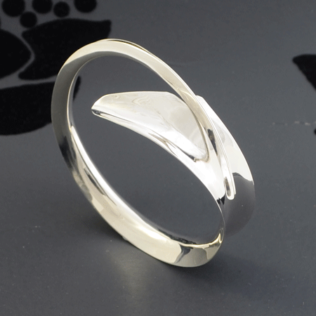 Spring sterling silver bangle