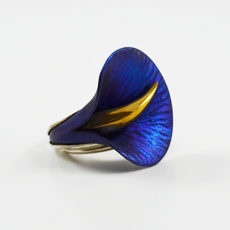 Blue calla lily ring in silver and titanium