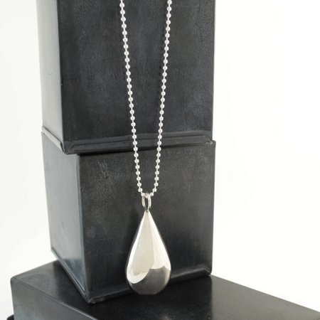 Large teardrop pendant