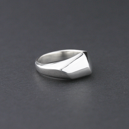 Wave ring in sterling silver