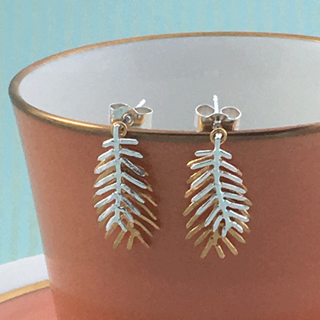 Double palm leave studs
