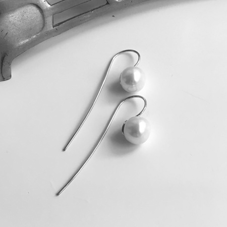 pearl earring on sterling silver hook