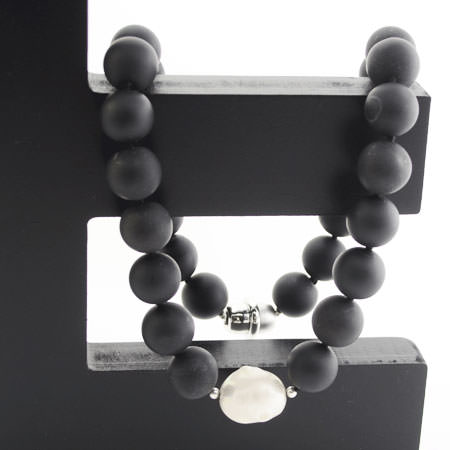 onyx pearl statement necklace