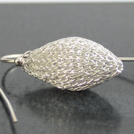Crocheted Zuben earrings in sterling silver from Milena Zu