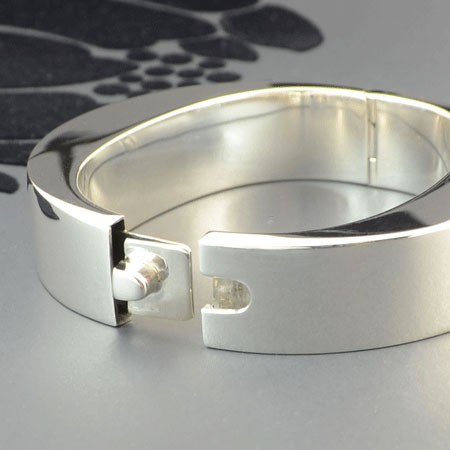 Chunky sterling silver bangle