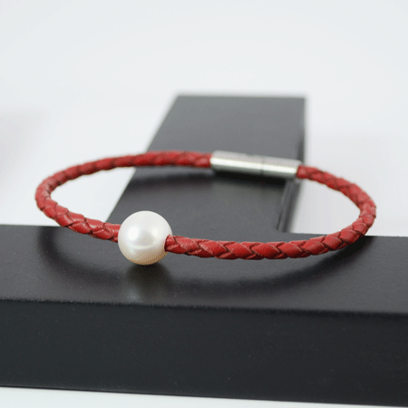 red leather pearl bracelet
