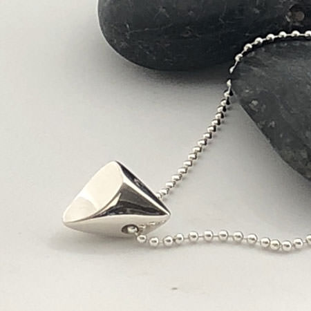 long silver peaked necklace