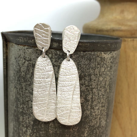 Leaf print drop earrings