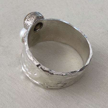 Apollo pearl ring