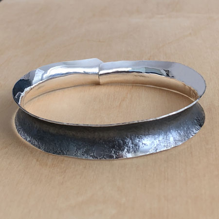 textured dark silver bangle