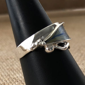Blue niobium leaf ring